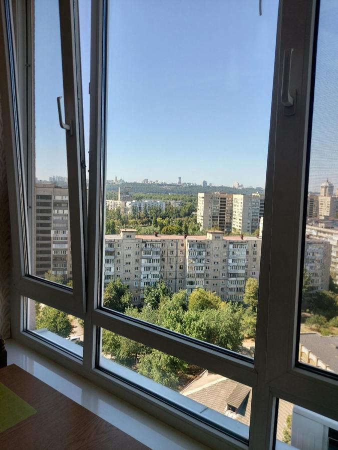 Видові 1К-2К Апартаменти 11,15, 23 Поверхи Kiev Extérieur photo