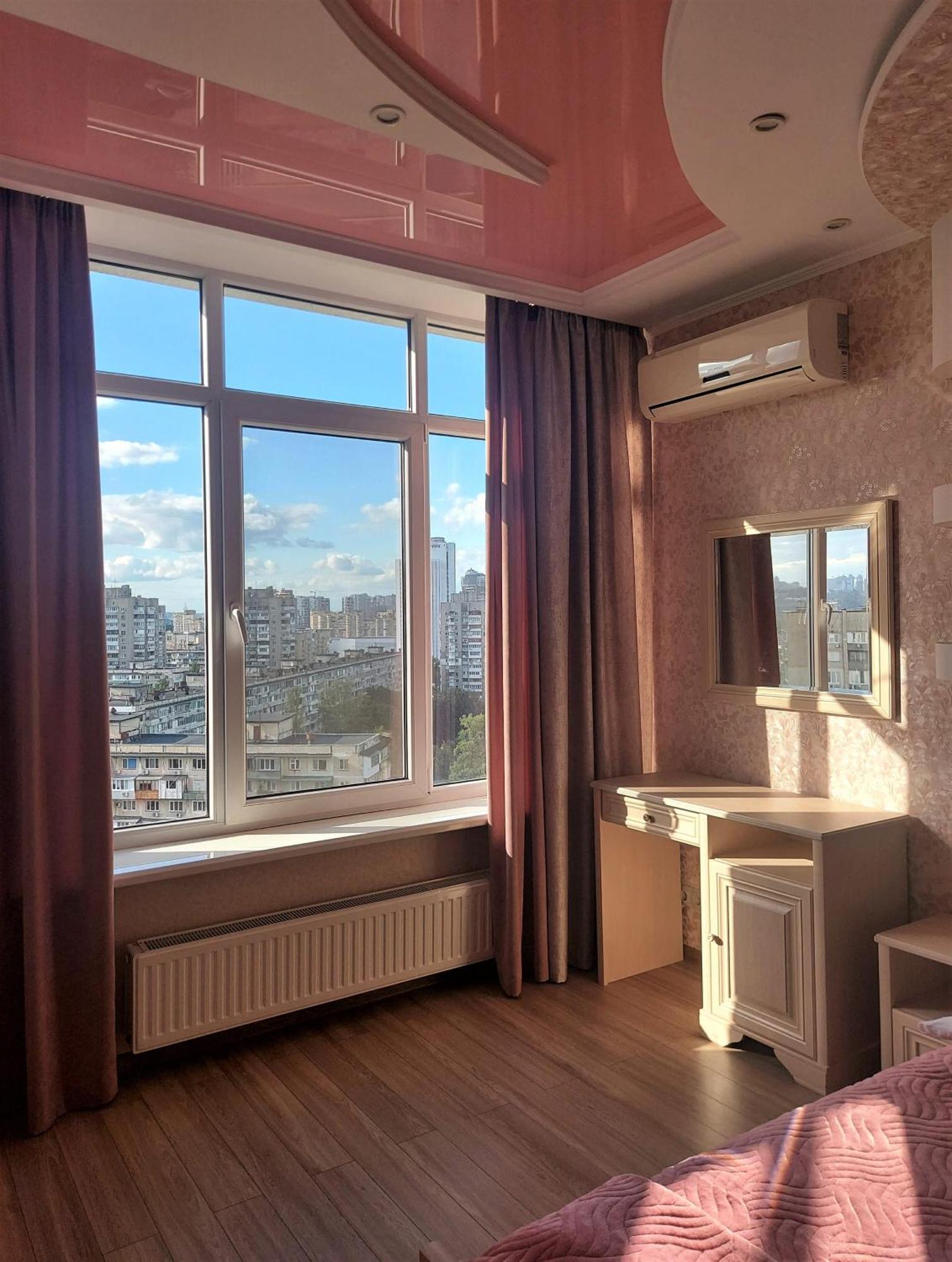 Видові 1К-2К Апартаменти 11,15, 23 Поверхи Kiev Extérieur photo