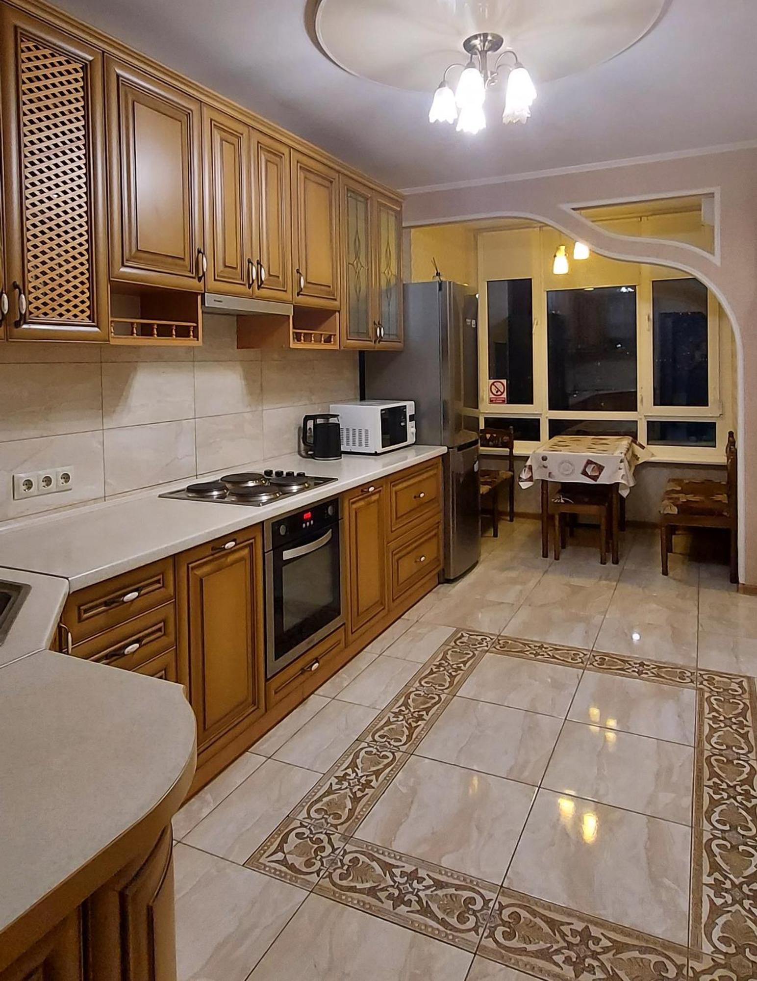 Видові 1К-2К Апартаменти 11,15, 23 Поверхи Kiev Extérieur photo