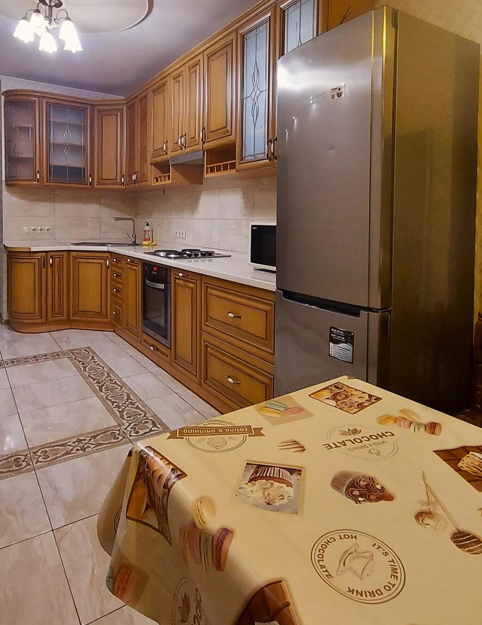 Видові 1К-2К Апартаменти 11,15, 23 Поверхи Kiev Extérieur photo